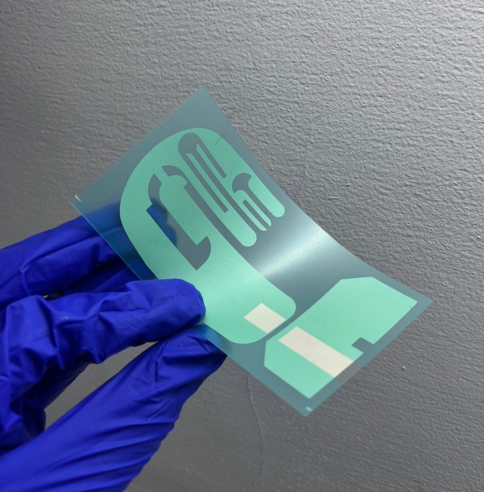 Enhancing Aesthetics in Connected Devices with Conformal Antennas