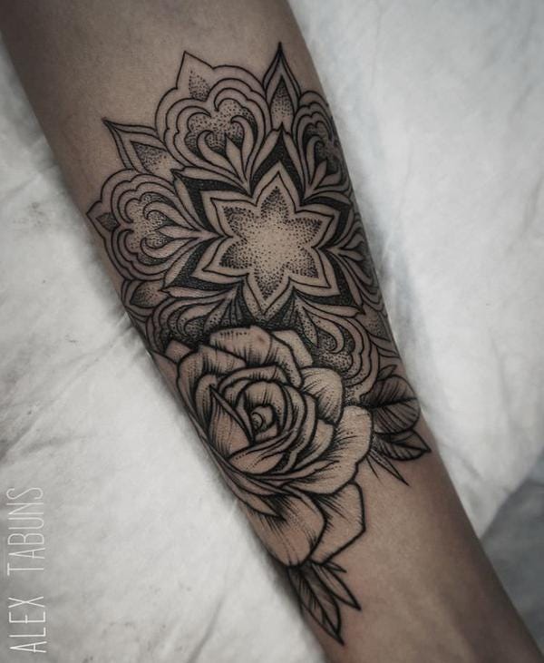 16 Magnifiques Tatouages de Mandala Poignet Femme – My ...