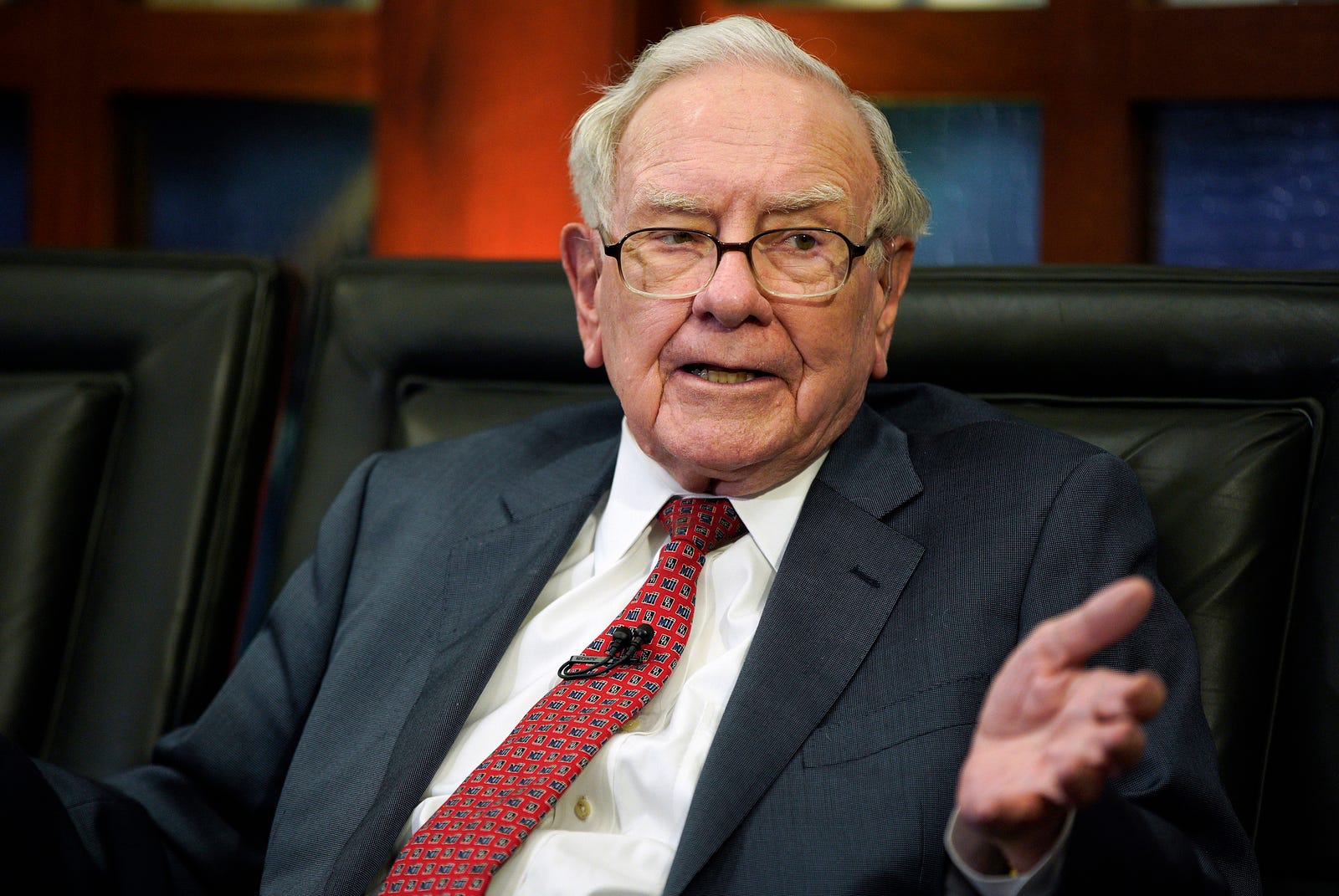 Warren Buffet Calls Bitcoin “Rat Poison Squared” — Don’t Believe Him