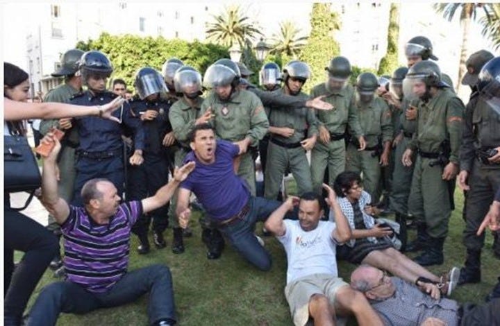 وزير داخلية المغرب يرد على وزير الدولة بسبب الاحتجاجات