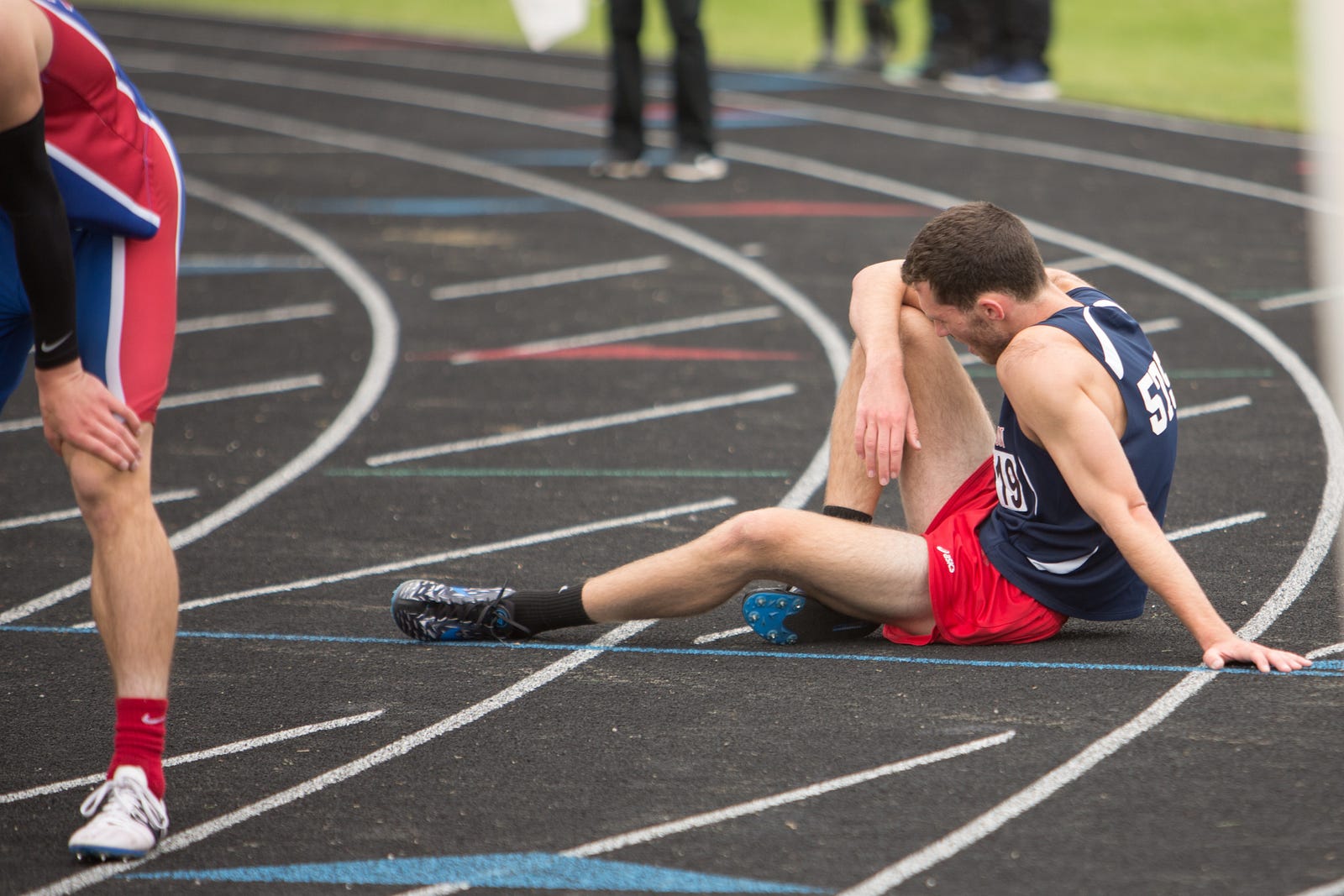 A runner collapses on the track after the end of a race. How difficult does your workout seem to you? Are you utterly exhausted, or did the activity seem easy? The RPE (Rate of Perceived Exertion) scale measures exercise intensity. The RPE scale runs from 0–10.