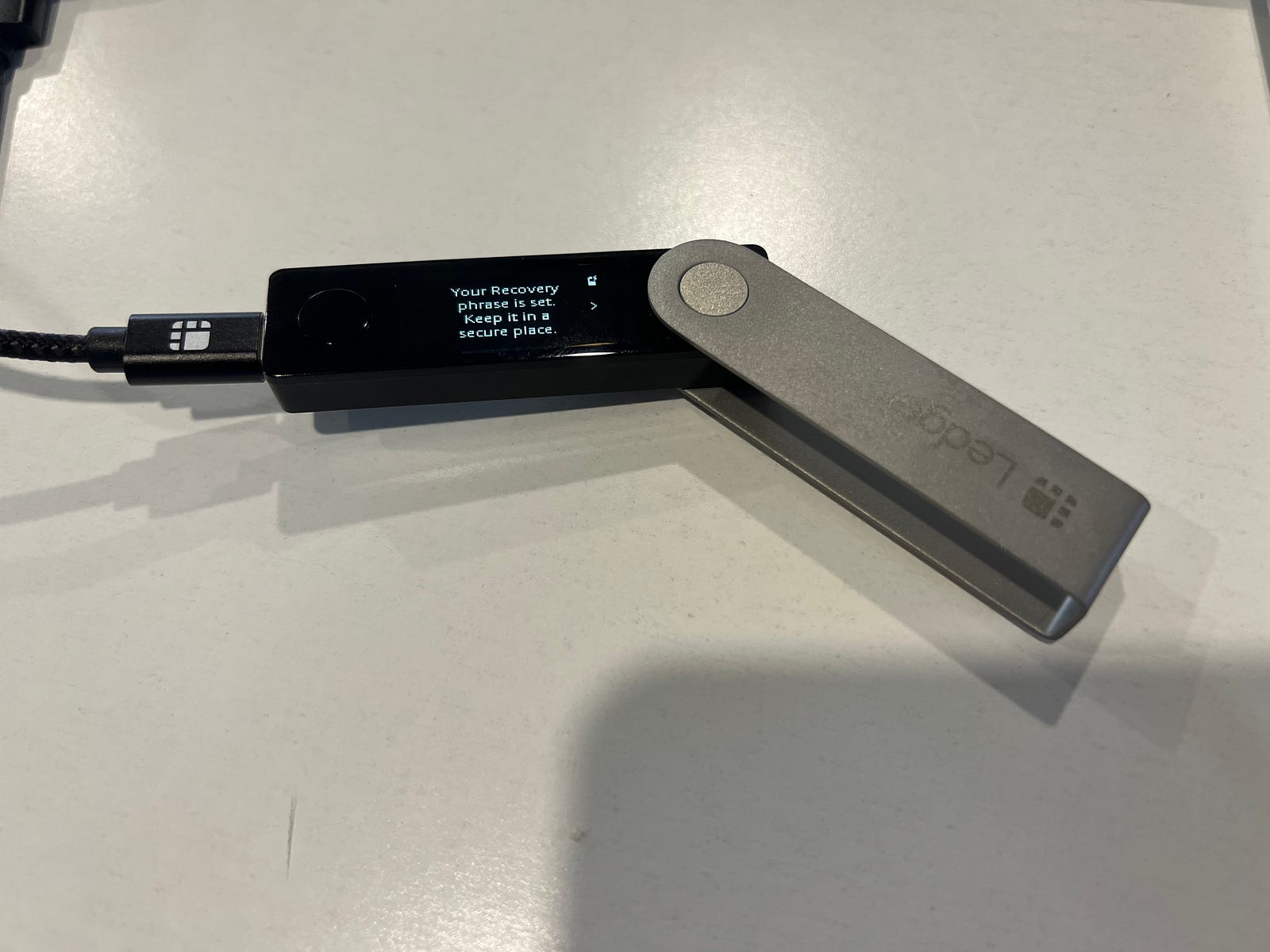 什麼是硬件錢包？ Ledger 開箱與使用教程