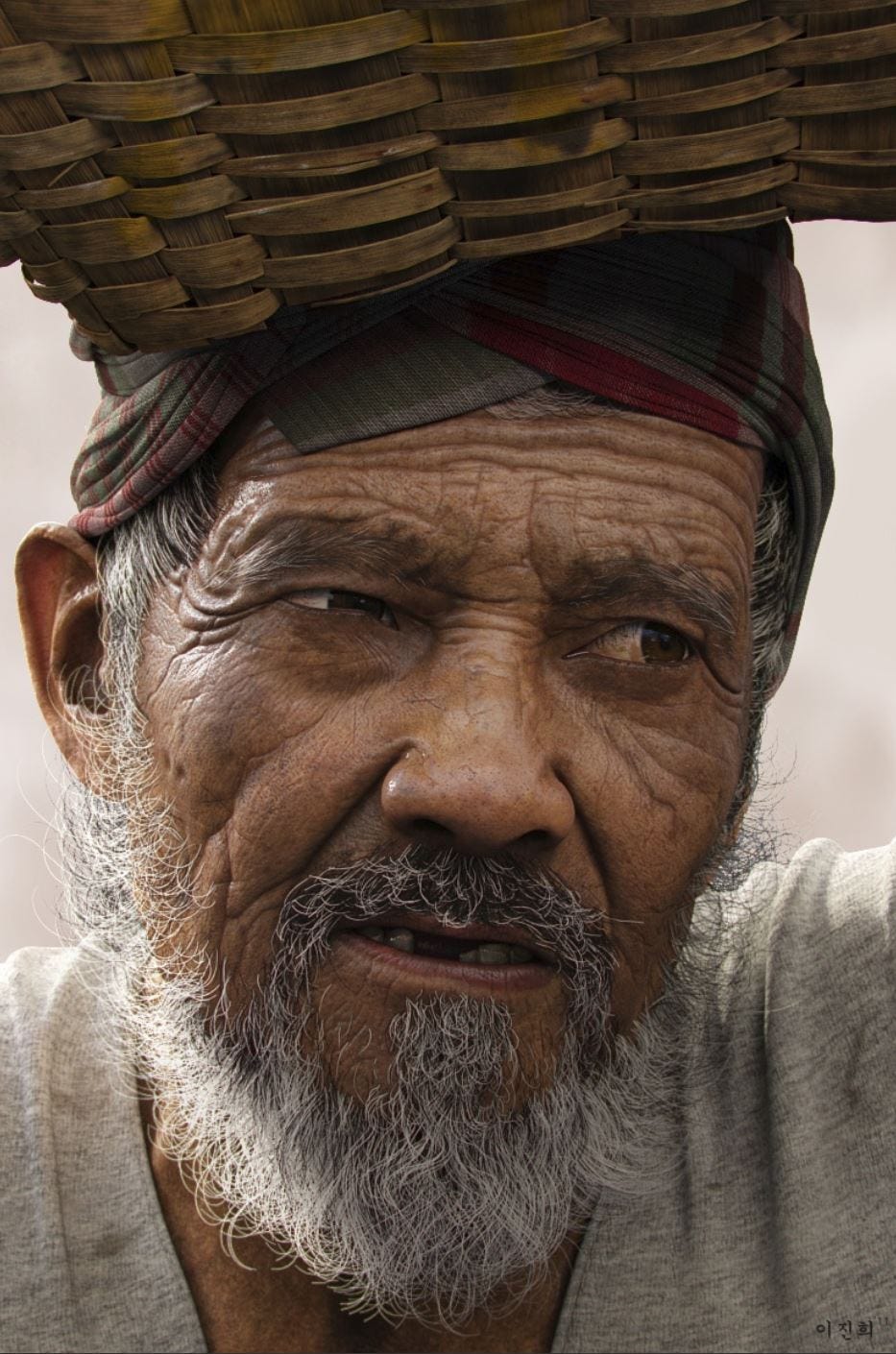 A phenomenal photorealistic render: “Oldman” by Jin Hin Lee