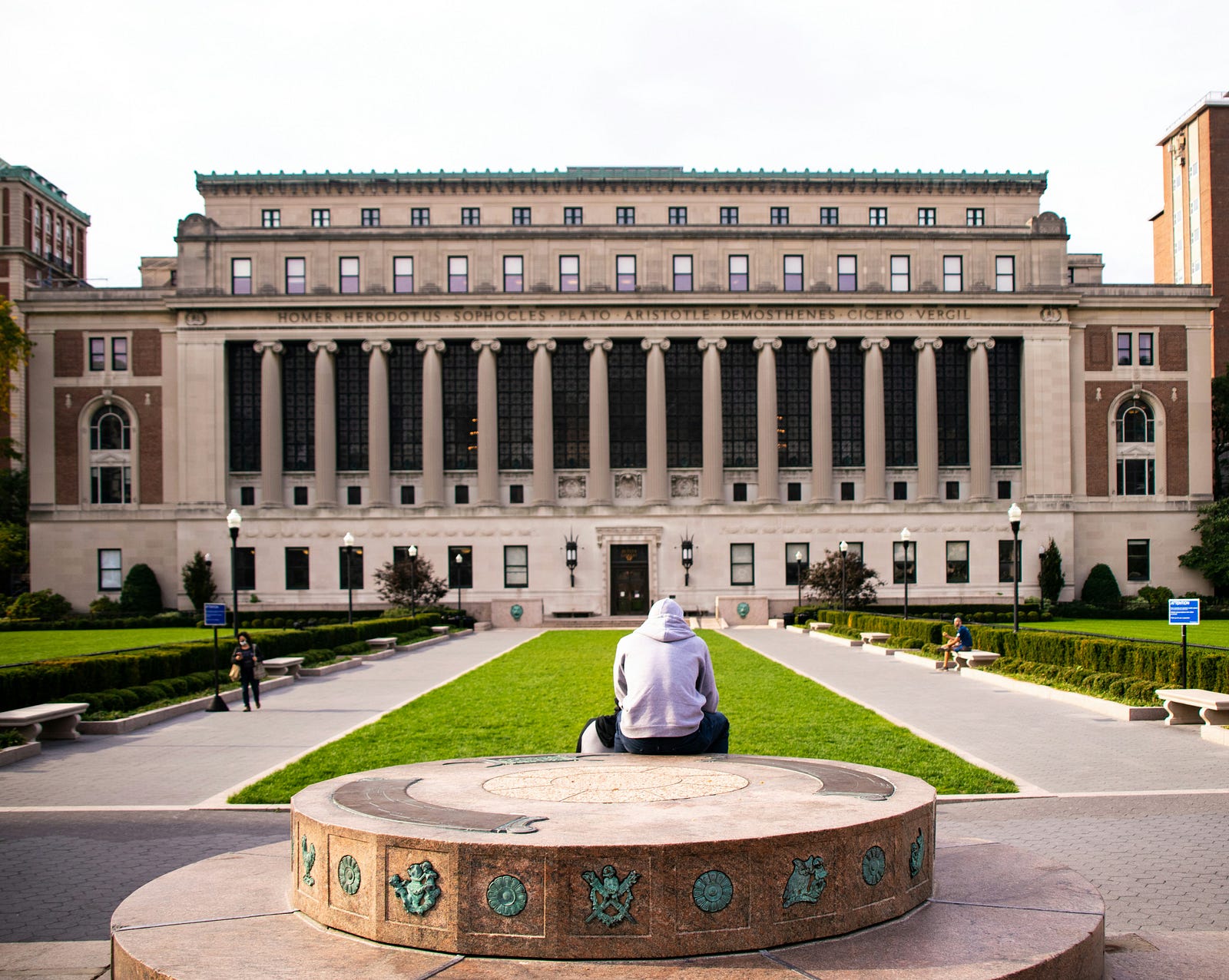 Columbia University (New York City) is conducting research on the link between fasting and aging.