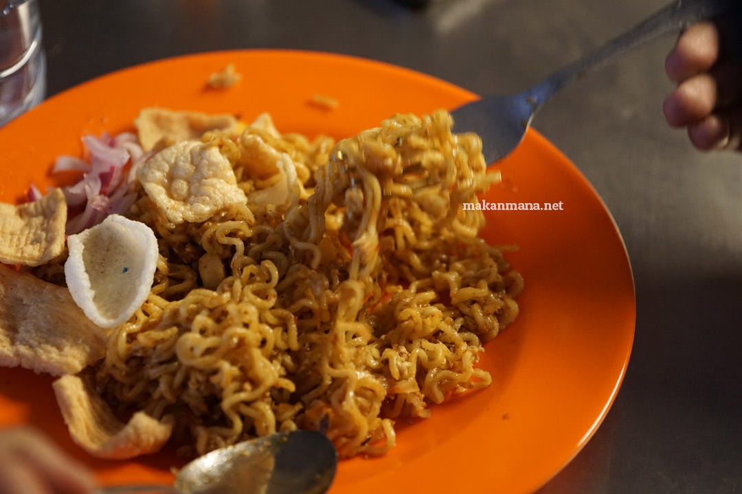 Warkop Mamak, Merak Jingga – Bobby Wongso – Medium
