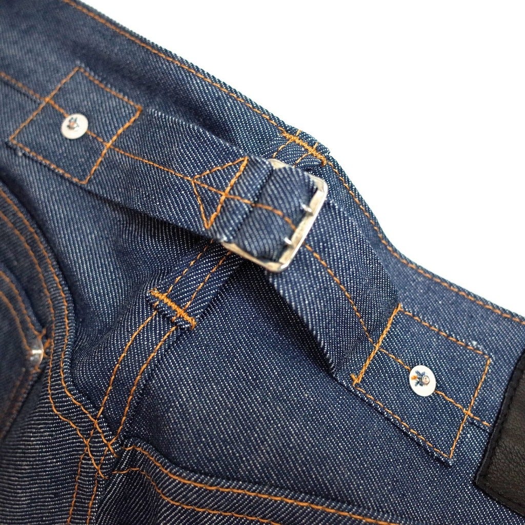 Defining Features: What Helps Us Keep Our Jeans Up – OK Felix – Medium