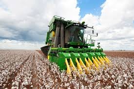 Deere cotton picker