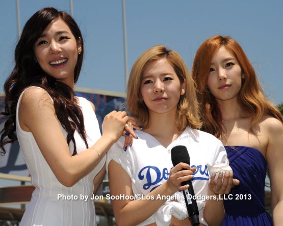 7/28/13-Something Girls Generation at Dodger Stadium by Jon SooHoo/©LA