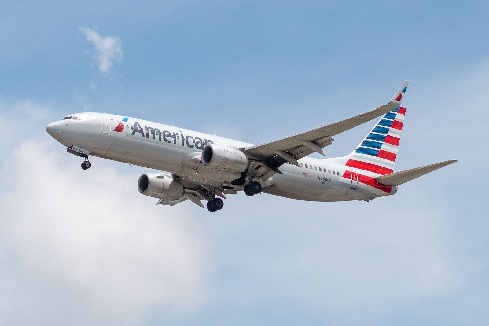 The Airline Oil Shock: Finding the Winners and Losers The Airline Oil Shock: Finding the Winners and Losers