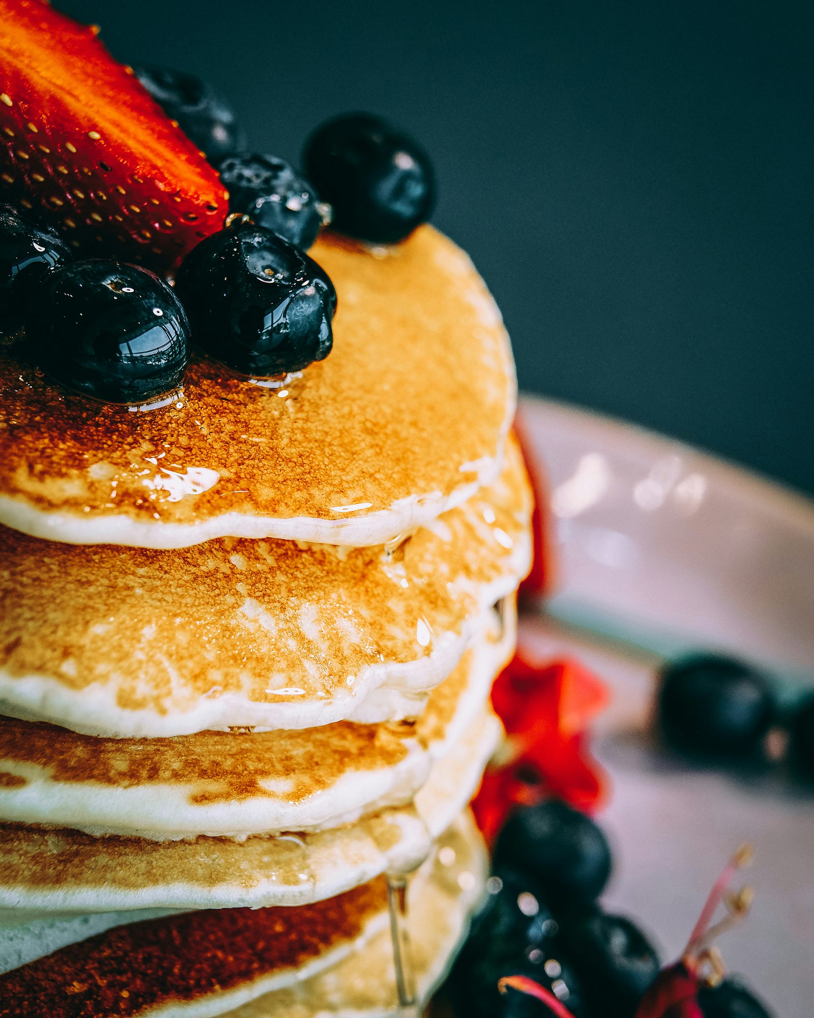 Pancakes with berries.