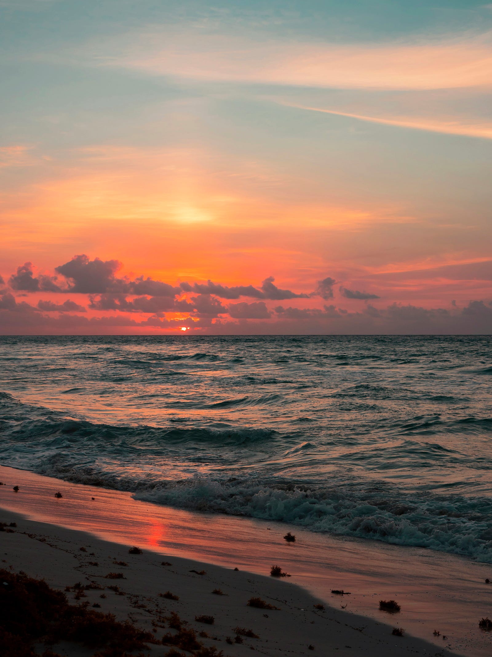 Sunrise by the ocean