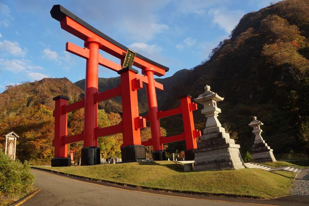 Mt. Yudono’s shrine gates bask in the sunlight on an autumn’s day