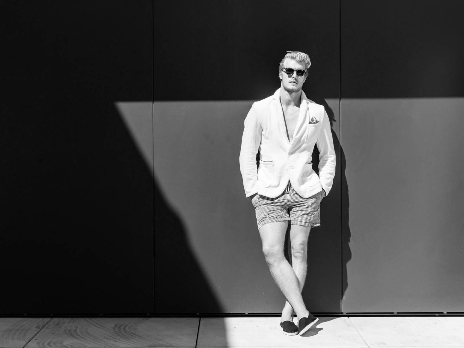 Studio_Blue_white_5