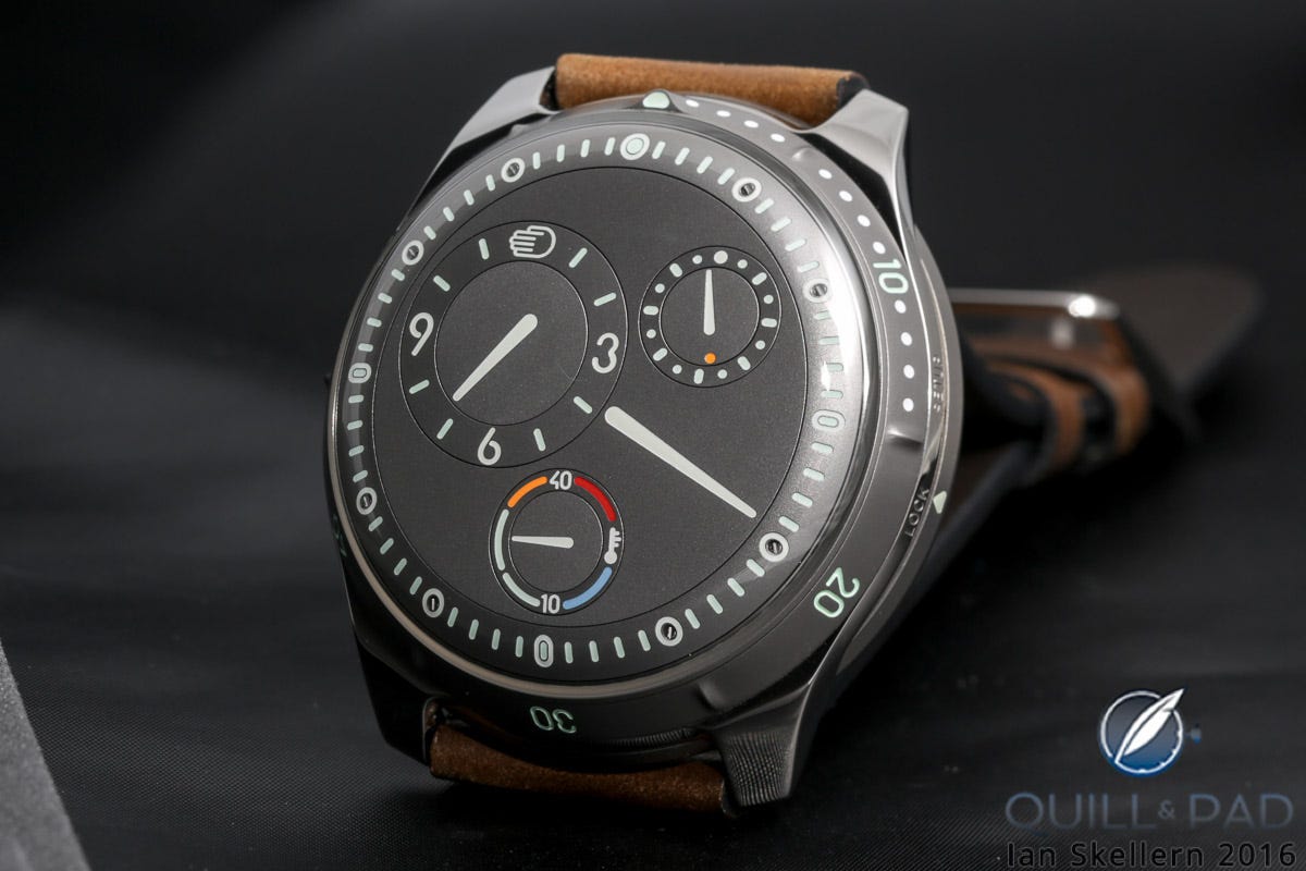 Ressence Type 5 gray