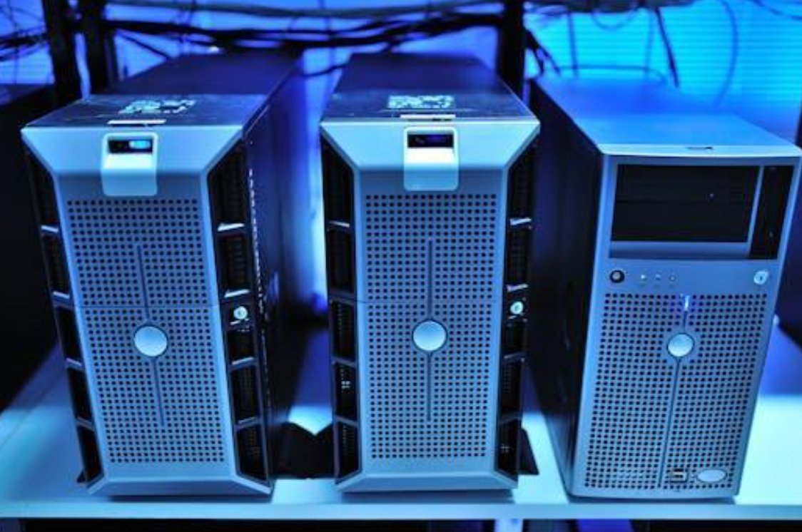 How Can Non-Technical Teams Choose Reliable Web Hosting Without Overcomplicating It?