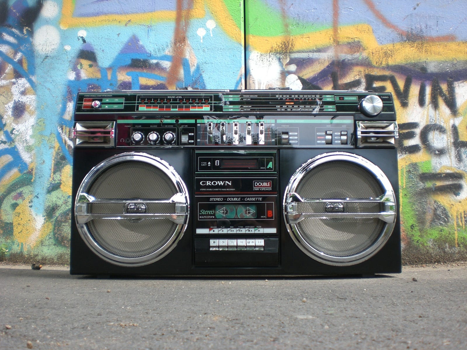 1990s stereo