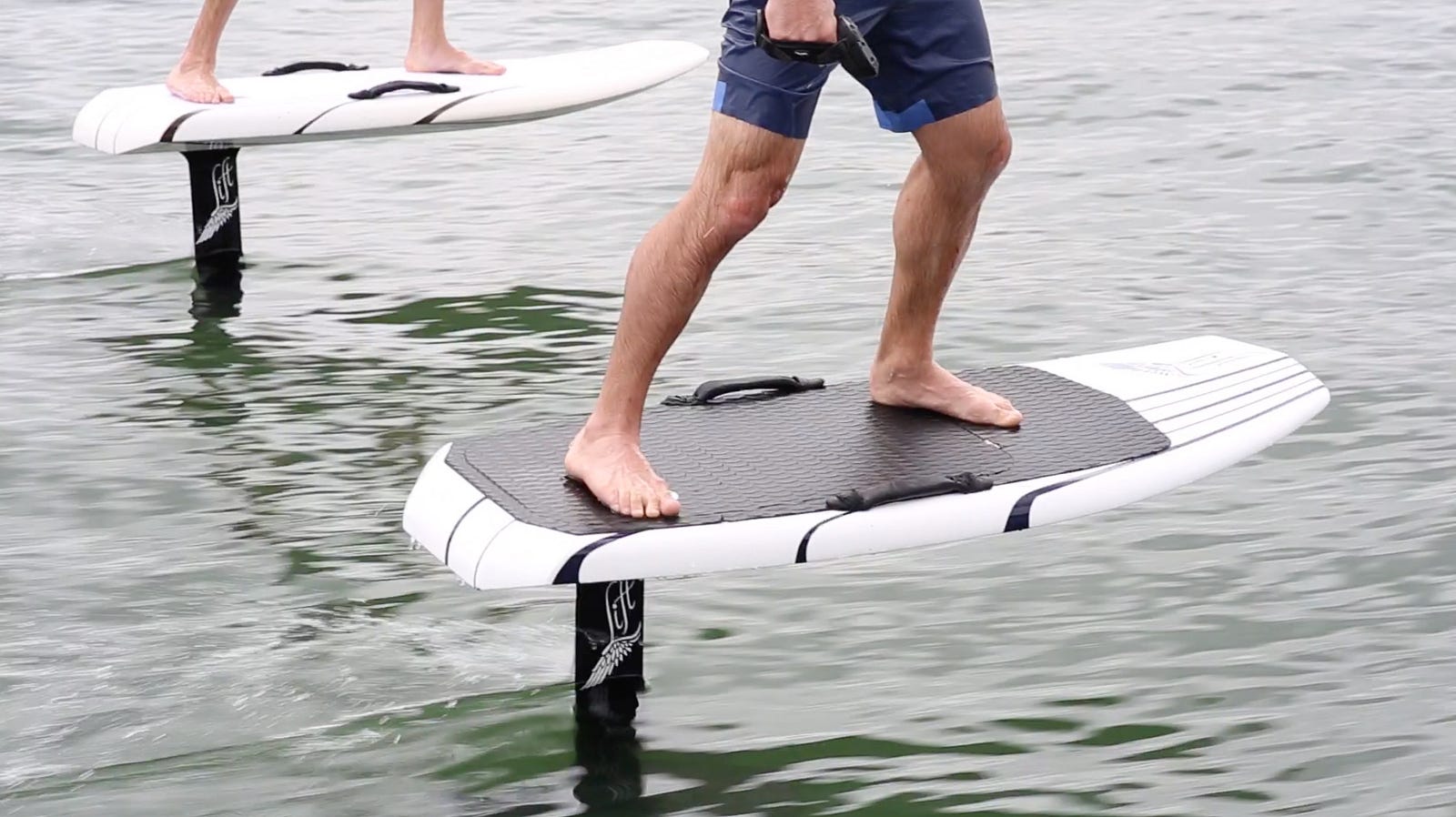 Lift EFoil Review Electric Hydrofoil Surfboard - Tech We Want.