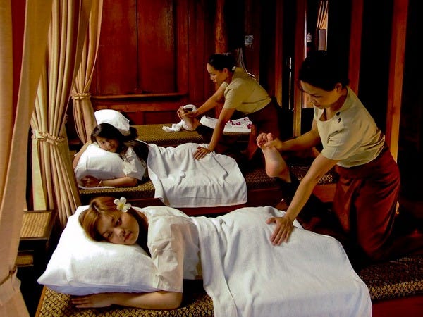 Massage Panggilan Medan 24 Jam Terapis Wanita 082380001114