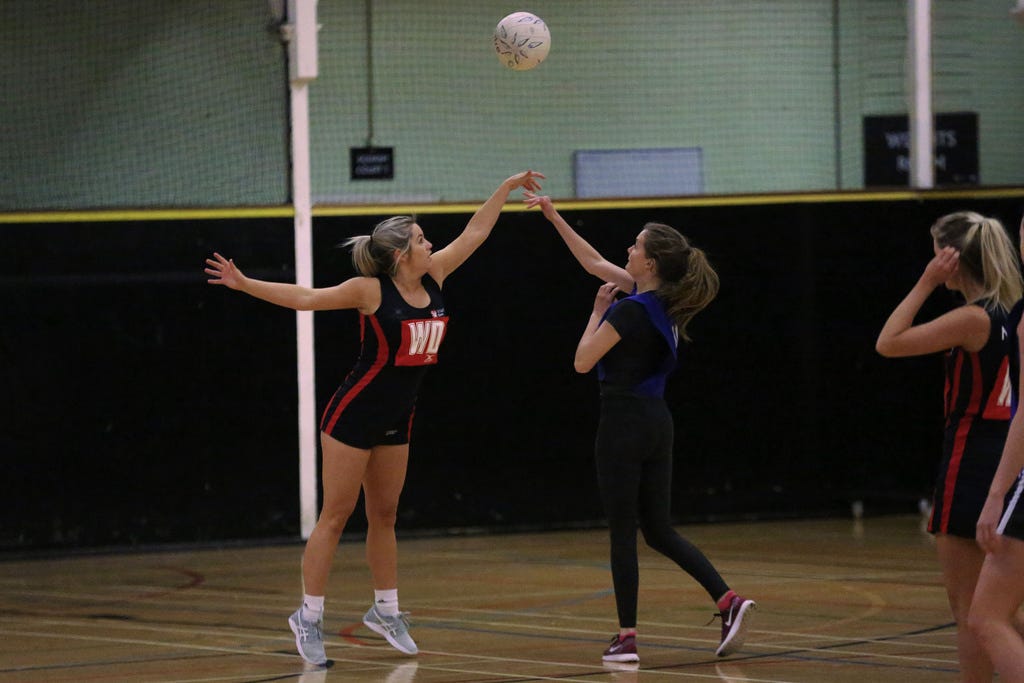 ball-handling-getting-better-with-netball-skills-jeff-hardy-medium