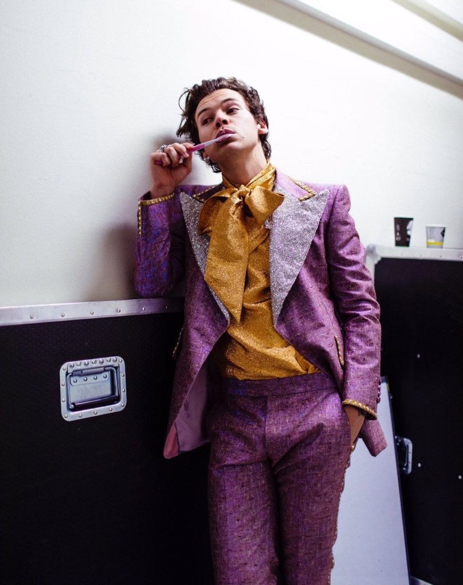 My Definitive Ranking of Harry Styles’ 2018 Tour Outfits