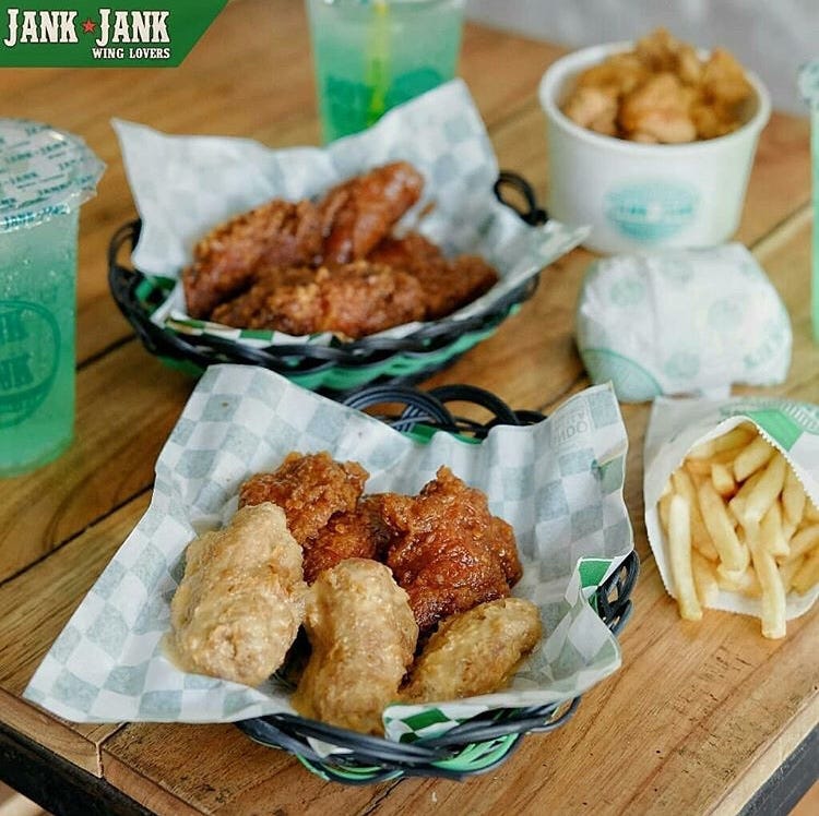 Wingstop Vs JankJank Wings Selera Sayap Ayam Internasional dan Lokal!