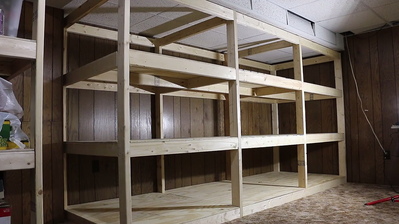 Giant DIY shelves – Project Lab – Medium