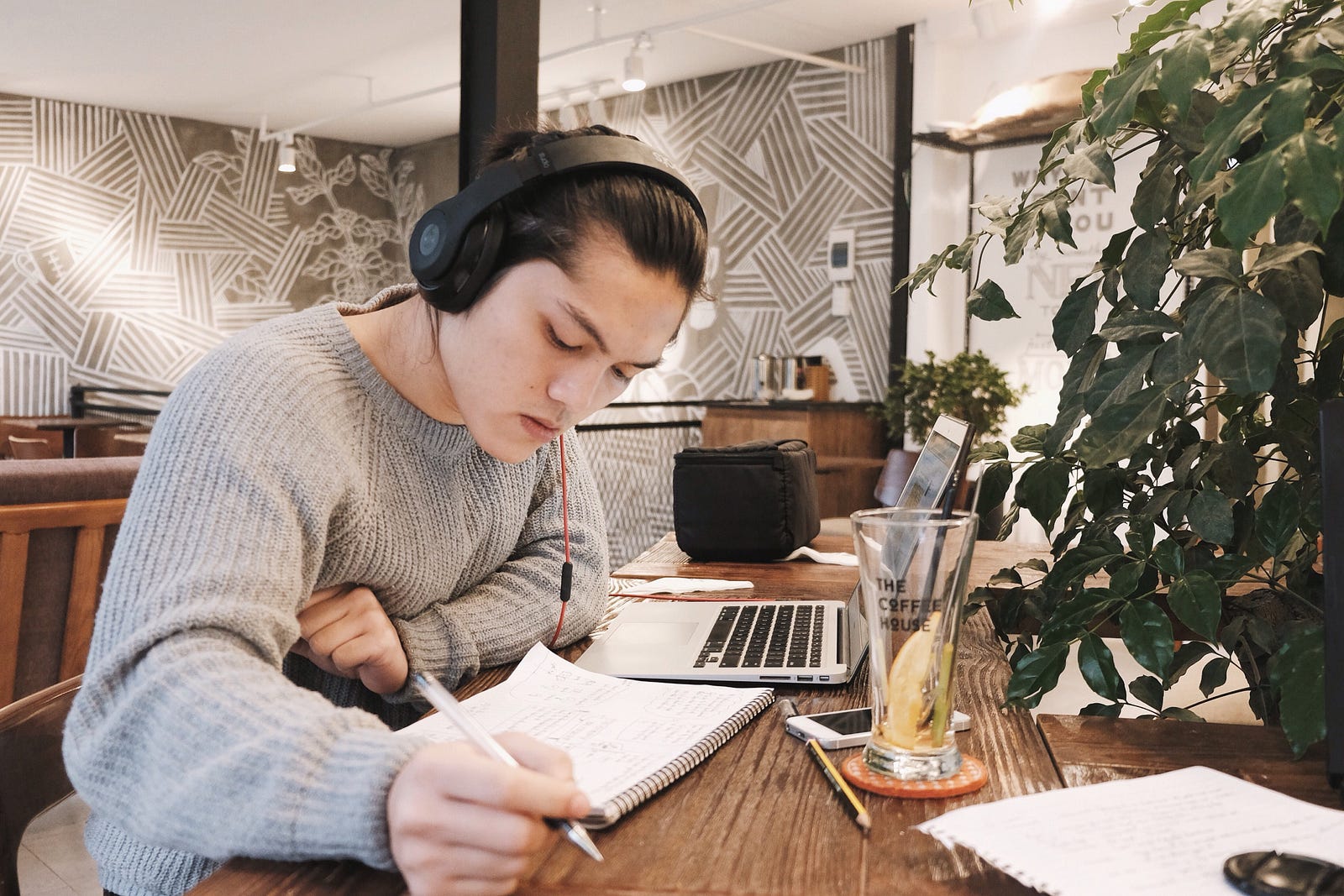 Does listening to music help you focus on homework