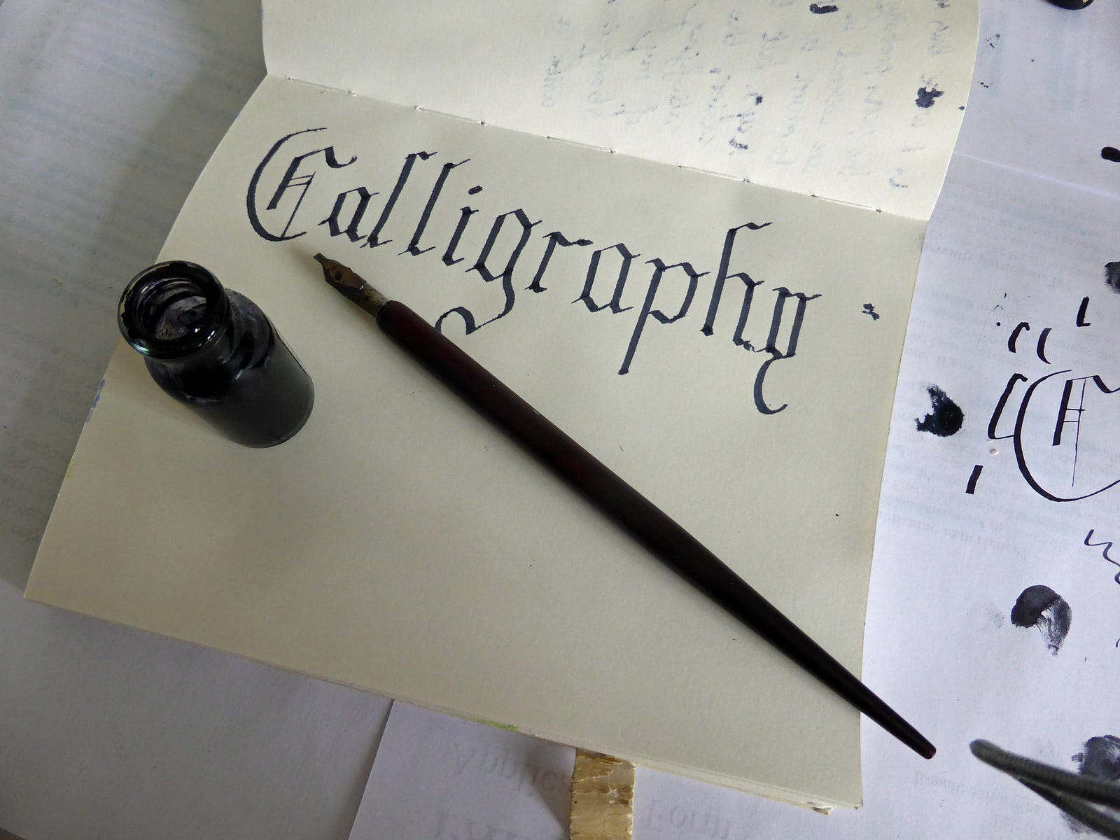 turn-your-writing-into-art-with-a-great-calligraphy-set-artnews