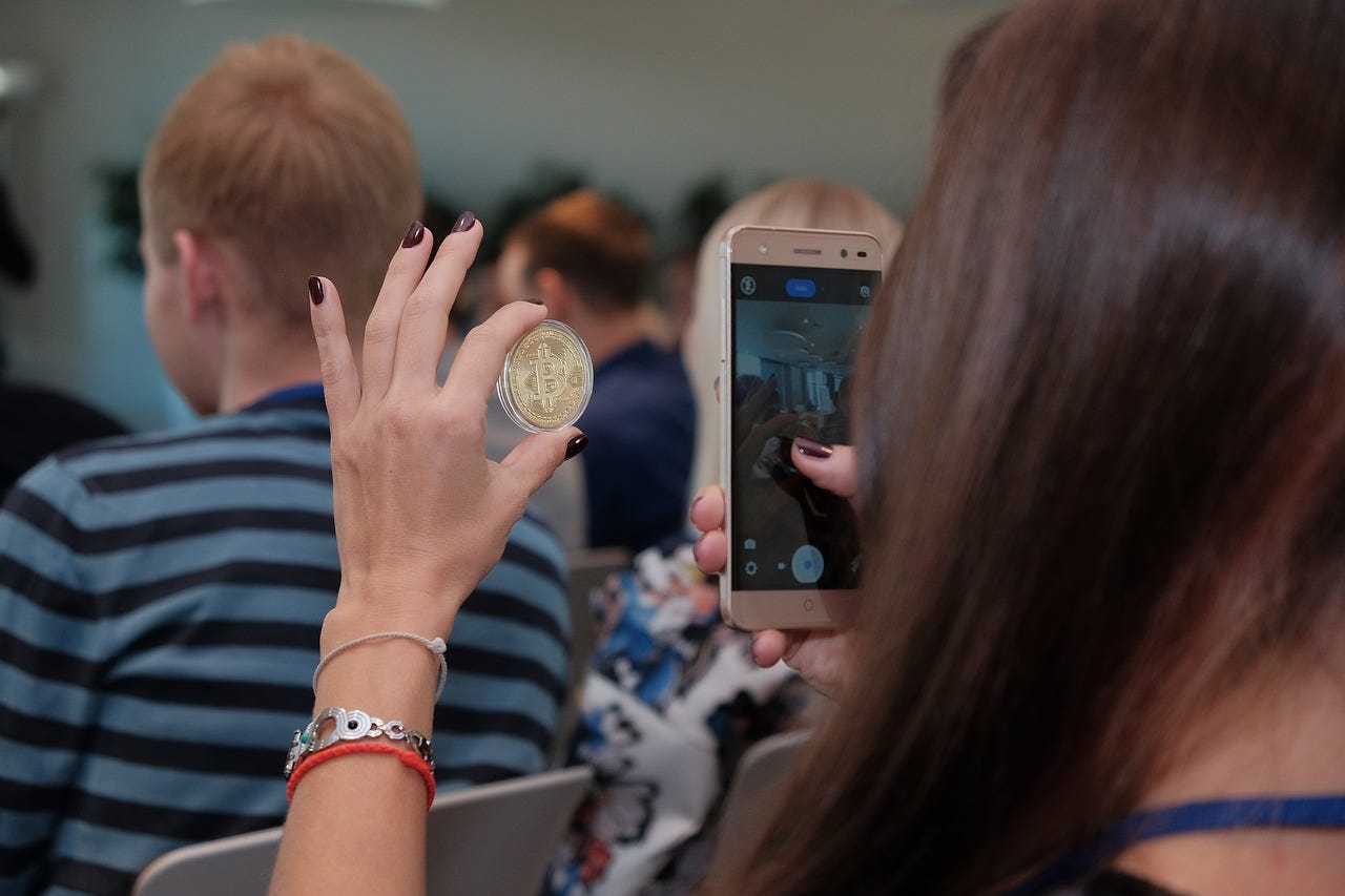 Man embeds computer chips in hands to store Bitcoin