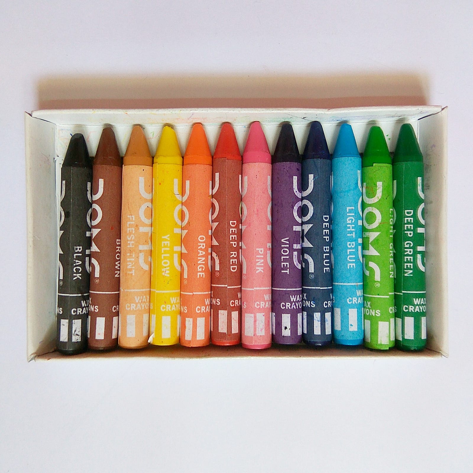 DOMS wax crayons review Uma A Medium