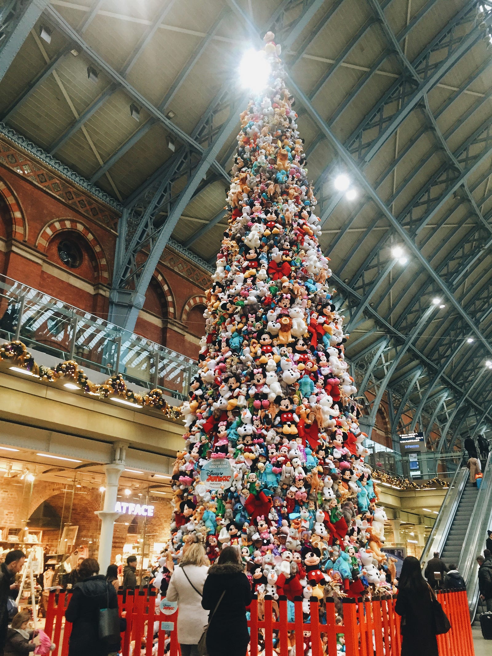 Disney Christmas Tree St Pancras Christy Pak Medium Disney Christmas Tree St Pancras Christy Pak Medium