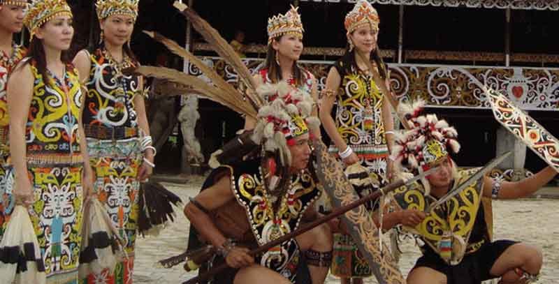 West Kalimantan Traditional Clothes Df37f6262f77