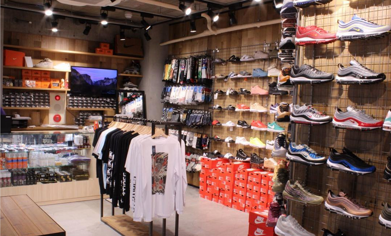 10 Best Sneaker Stores in Tokyo – Japan Travel Guide -JW Web Magazine