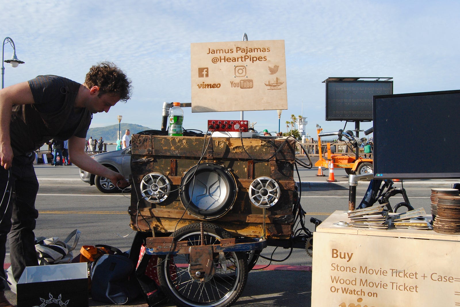 Meet the Beatboxing Street Performer Who Invented His Own Bagpipes