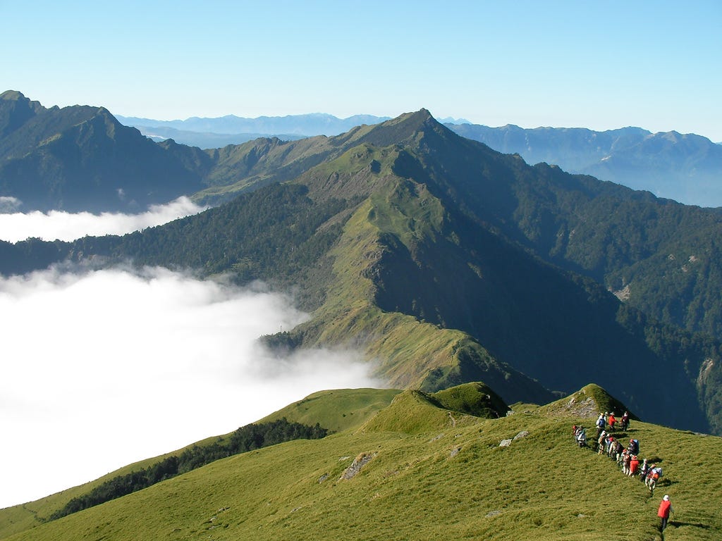 The Extraordinary Grassland at Qilai South Peak and Nanhua Mountain, Taiwan