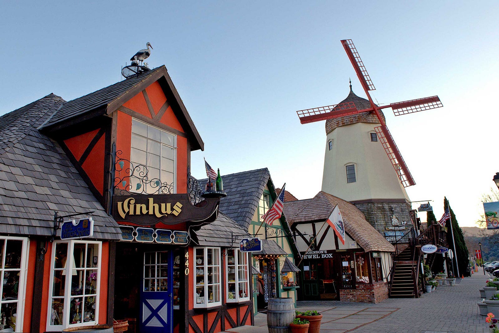 Quirky Small Towns in California to Visit This Summer