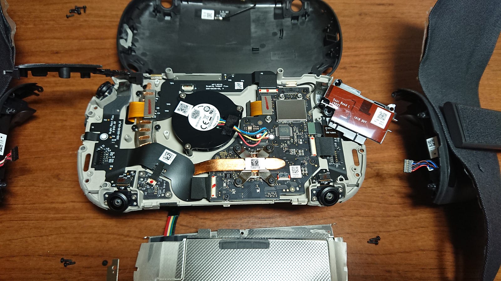 Oculus Quest Headset Disassembly – Badvr – Medium