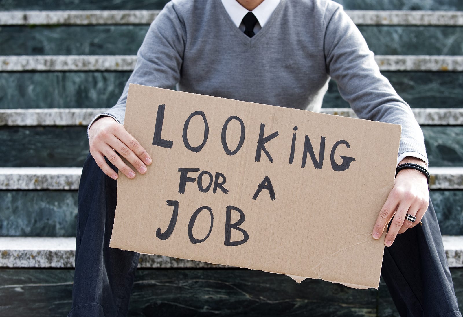 Unemployed Graduates Need To Do These 4 Things To Find A Job