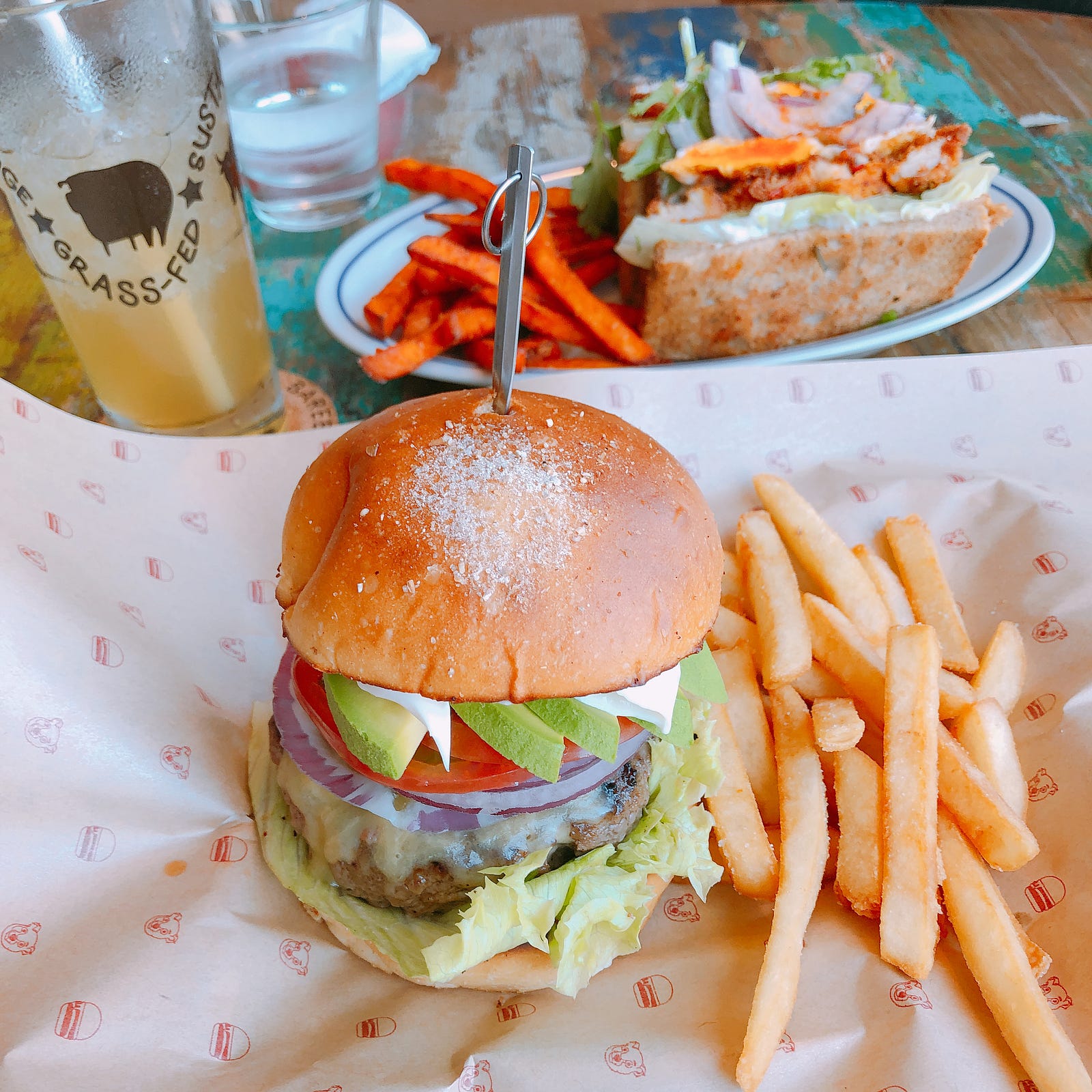 7-best-burger-restaurants-in-tokyo-2019-japan-travel-guide-jw-web