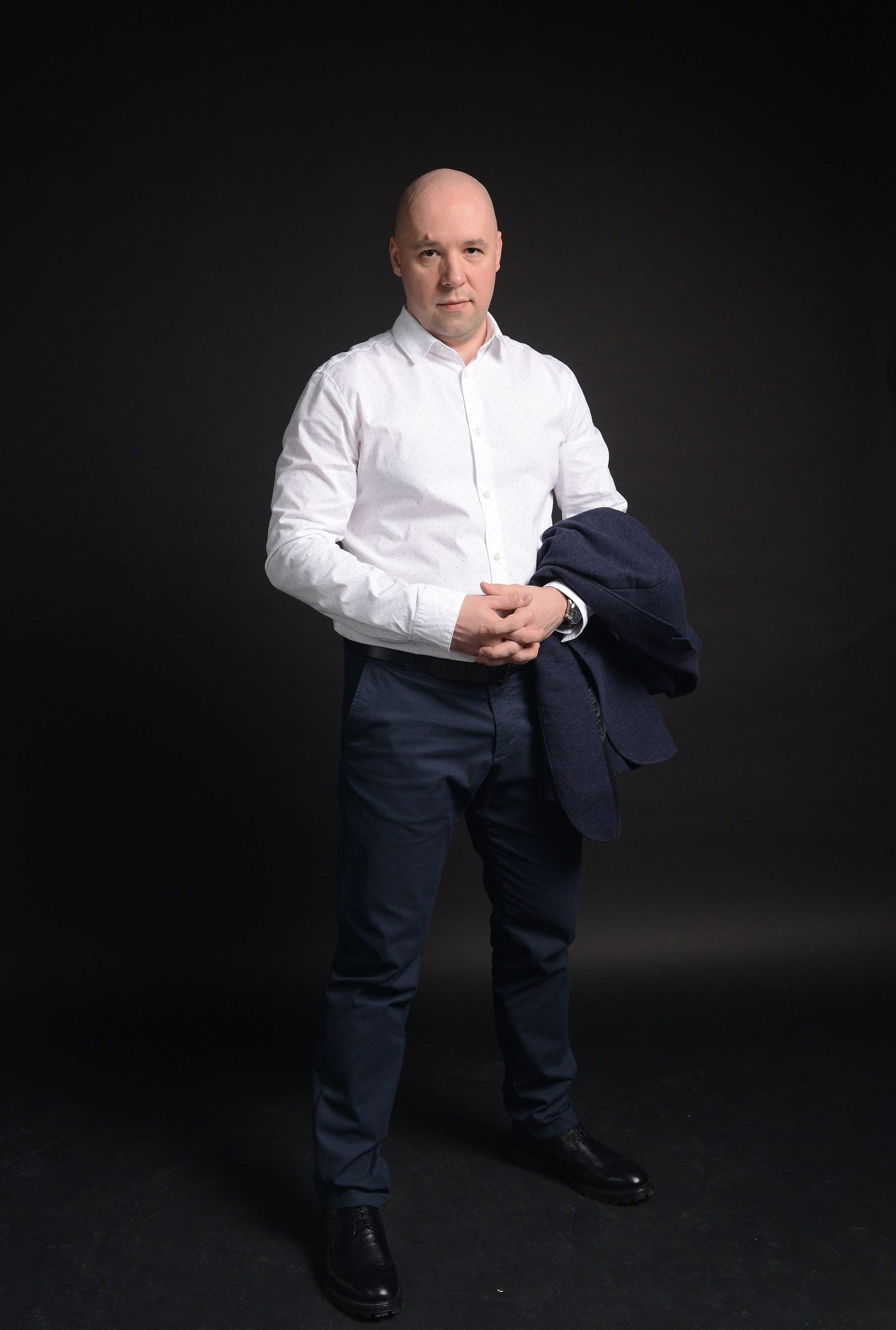 Global Expert: The Anatomy of Professional Recognition