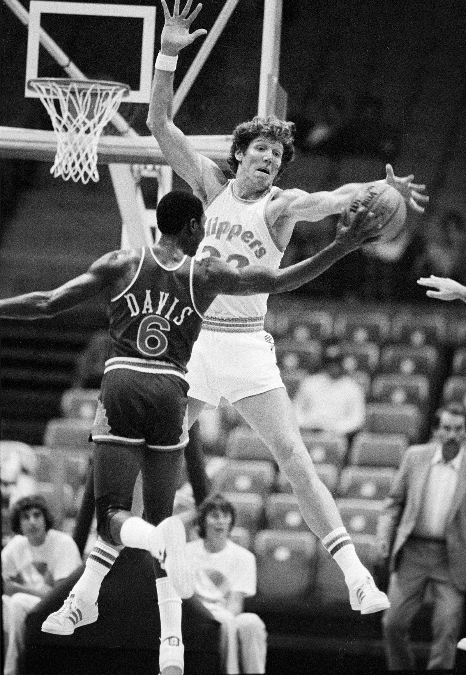 Bill Walton Stats 25 - c6iugg7