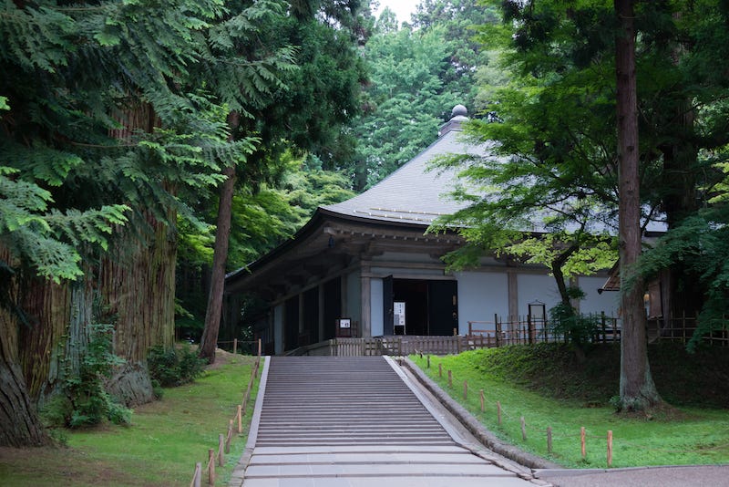 The main hall of Hiraizumi’s eminent Chuson-ji temple complex in Iwate Prefecture