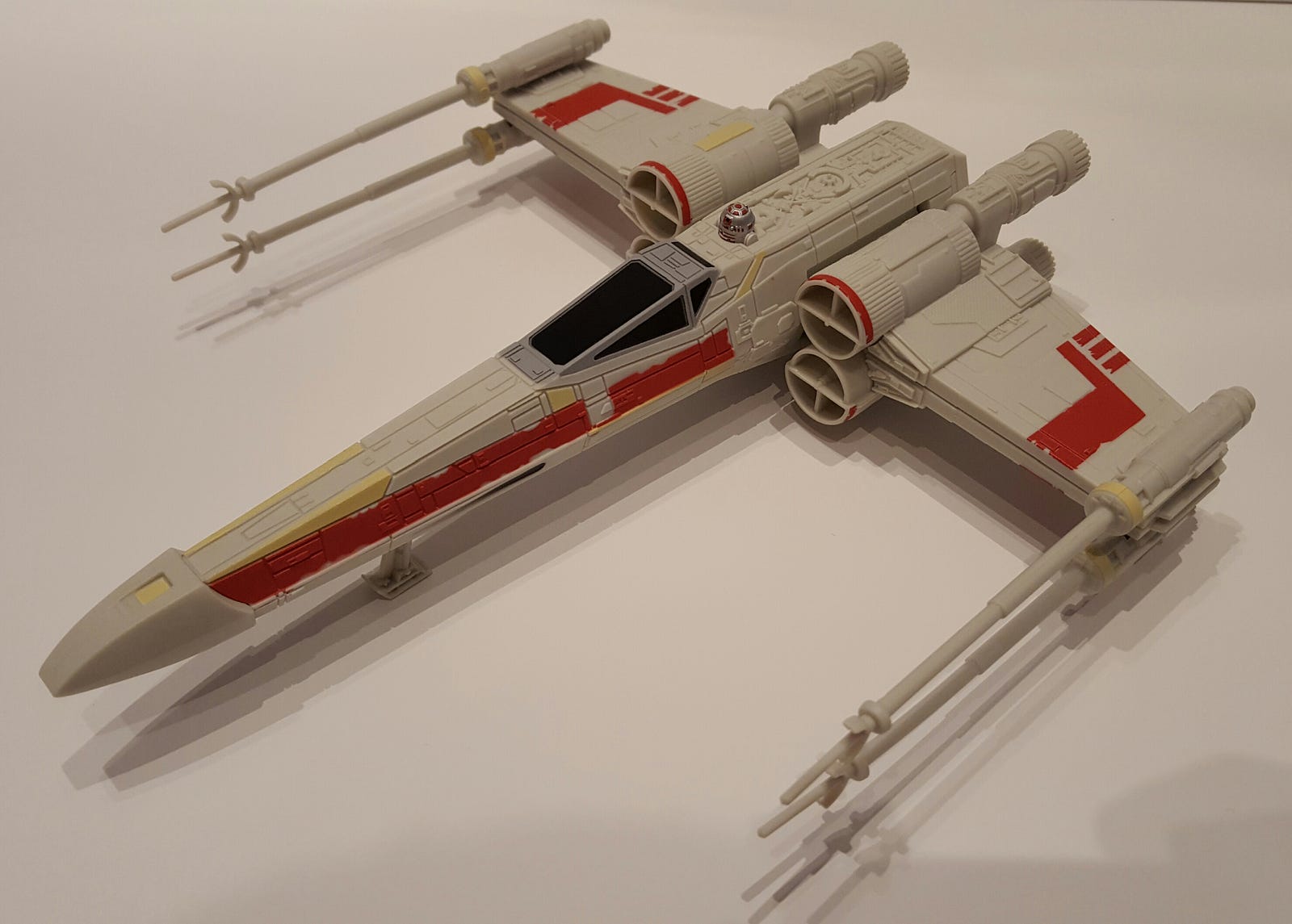 Rebel X-Wing Fighter – eggmanstudiosig – Medium