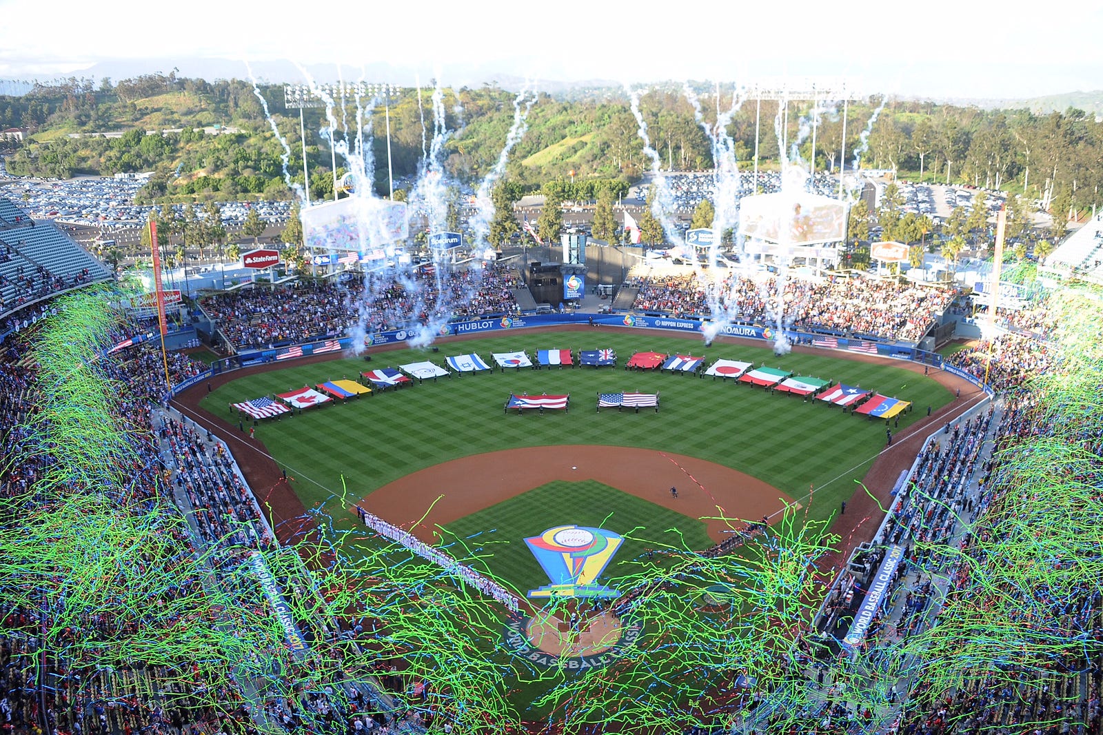 Dodger Stadium electric as Team USA wins WBC title for first time