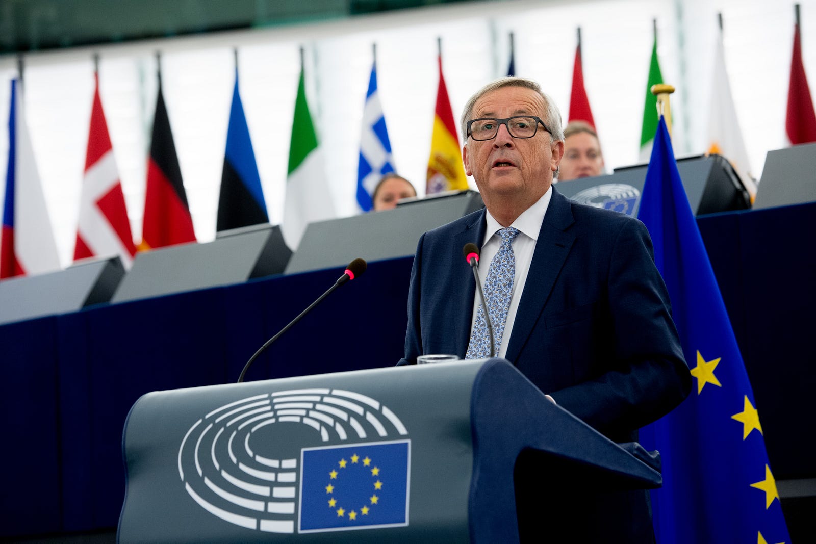 EU Parliament votes to sue European Commission as MEPs 