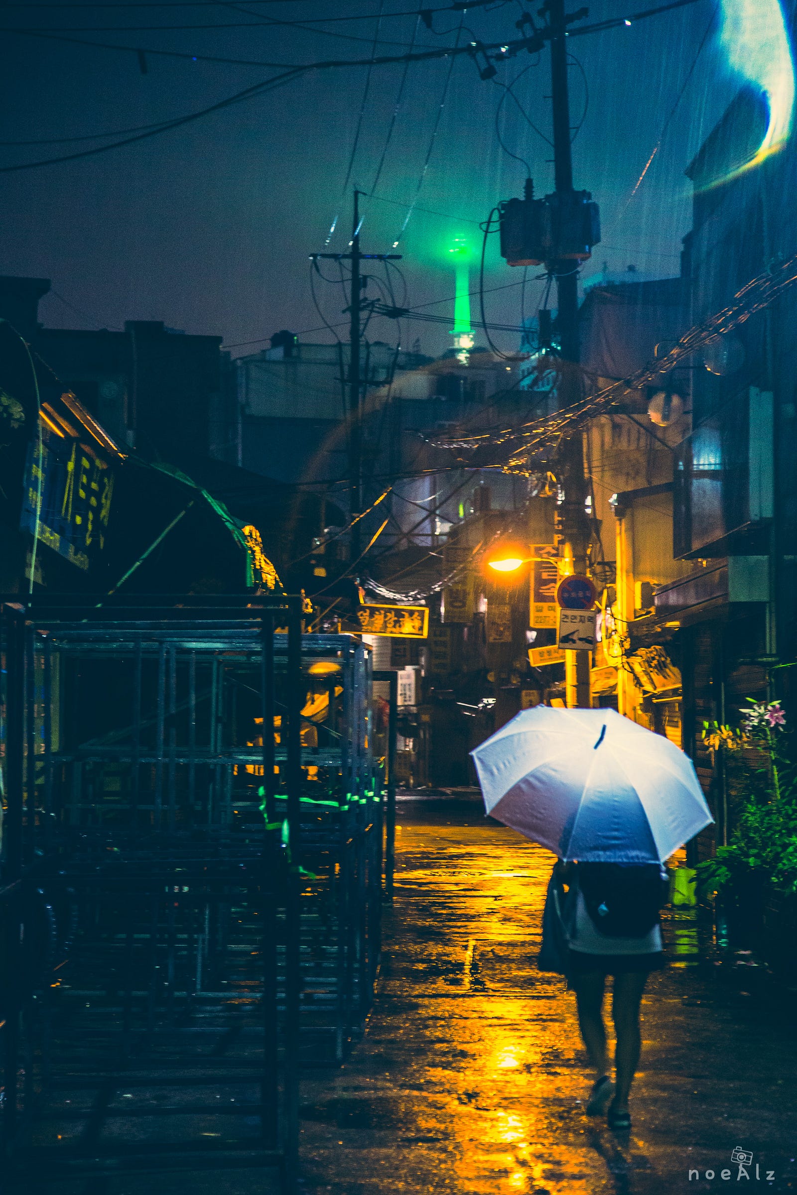 I photograph rainy Seoul nights – human-basics – Medium