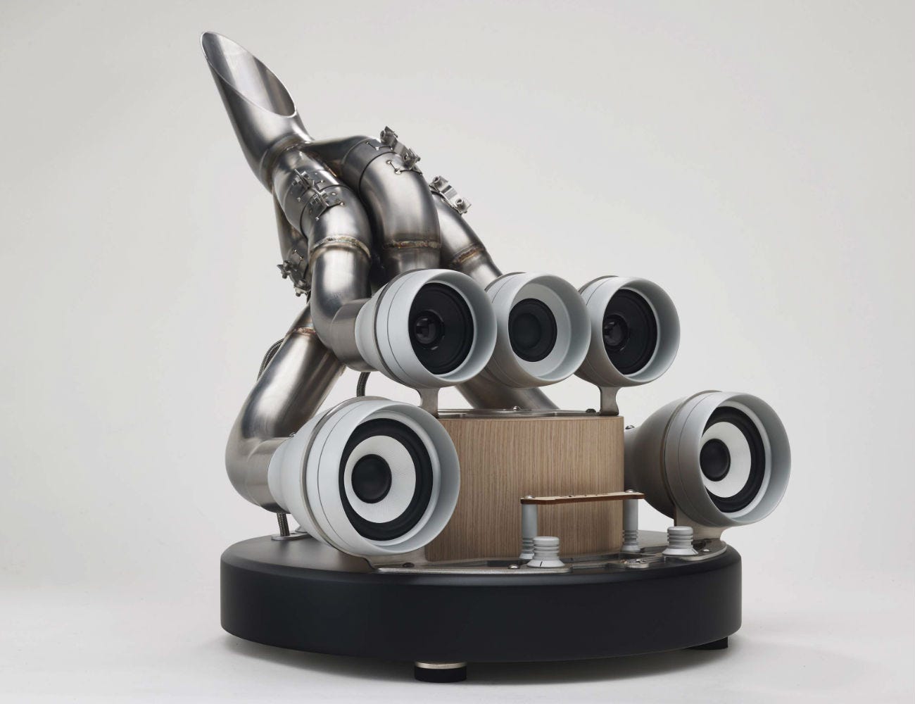 10 Luxury Gadgets to Give You the Taste of Royalty Gadget Flow Medium
