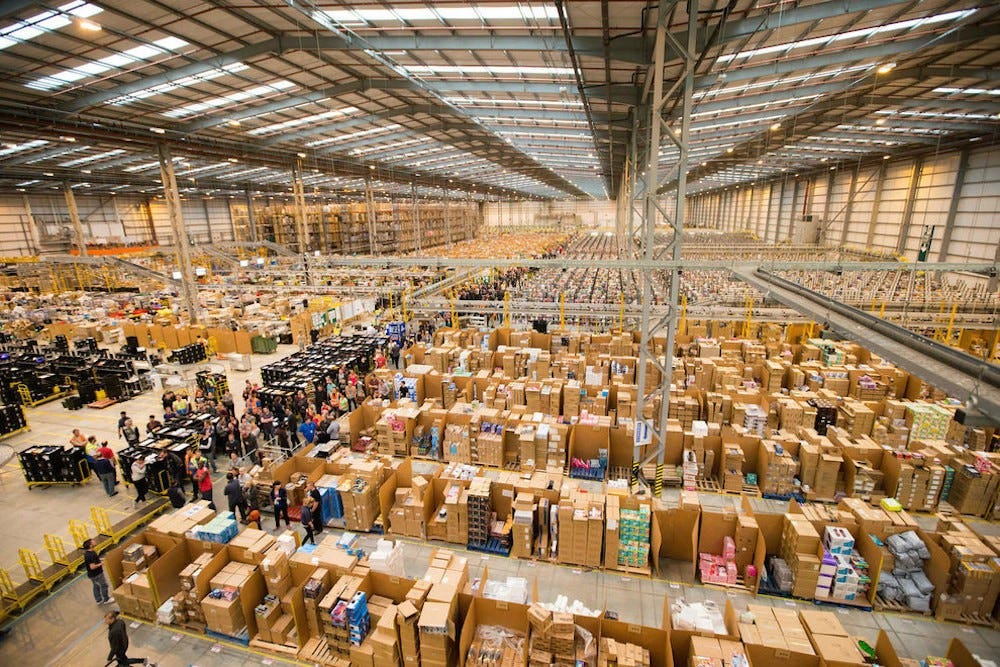 black-friday-amazon-employees-in-europe-go-on-strike-to-protest