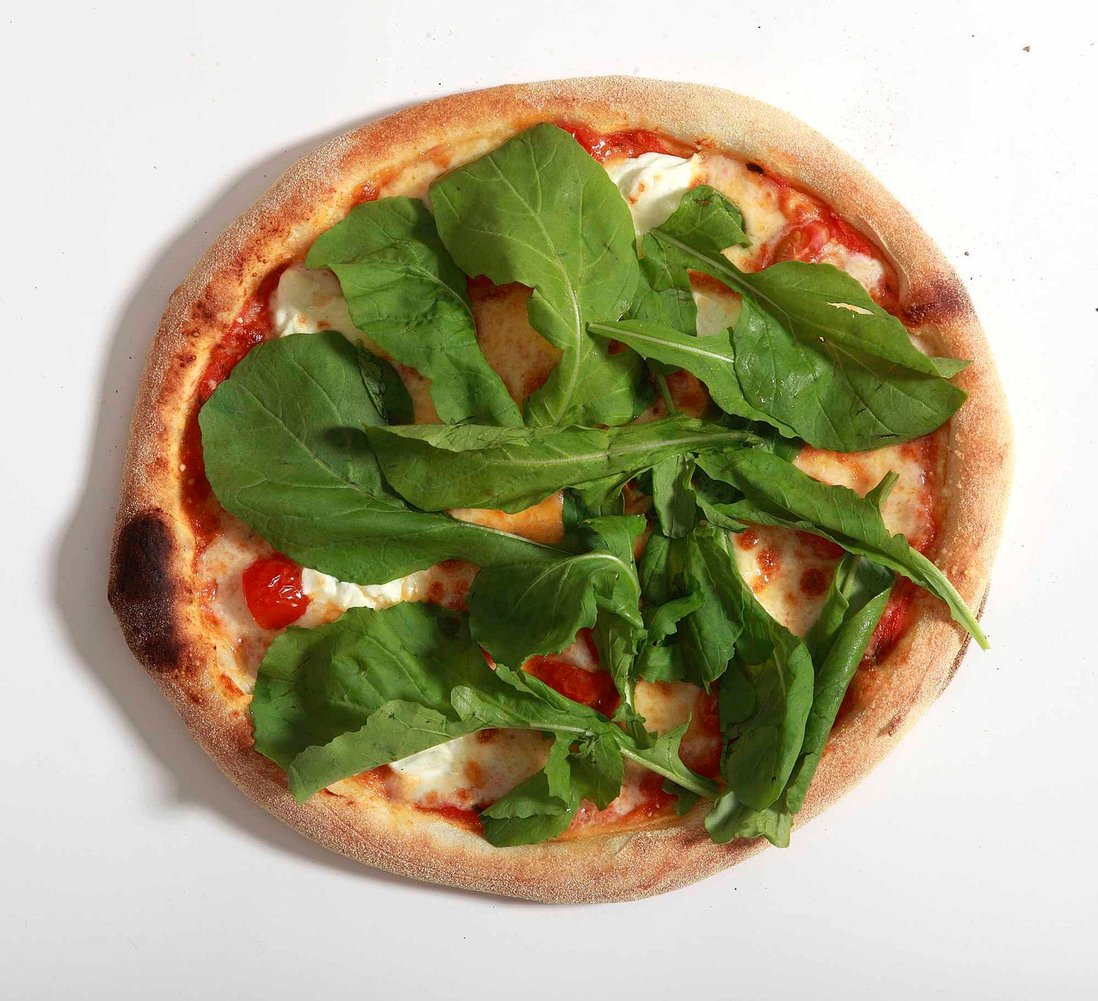 Pizza, pizzacıda olduğu gibi. İtalyan bir şefin tarifi Pizza, pizzacıda olduğu gibi. İtalyan bir şefin tarifi