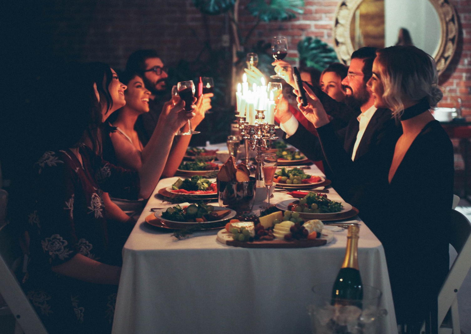 10 Tips for Hosting a Cannabis Dinner Party – Fez – Medium